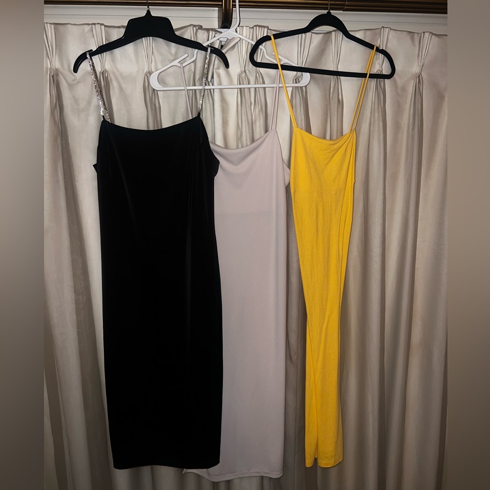 Bundle of 3 midi dresses S